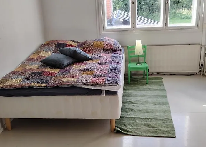 アパート Vanha Hirsikoulun Ylaekerta Kankaanpää